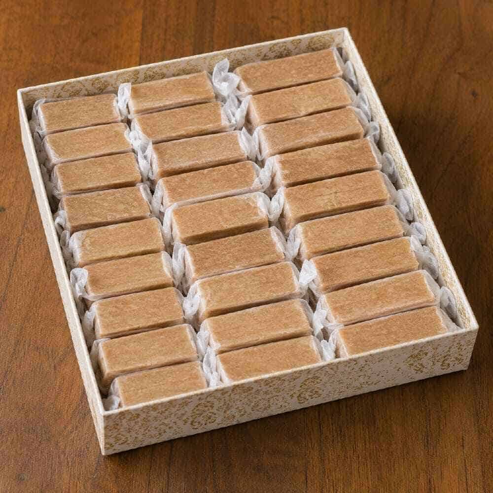 Chocolate Pera Swandesh (চকলেট প্যারা সন্দেশ) Chocolate Pera Swandesh (চকলেট প্যারা সন্দেশ) - Image 1